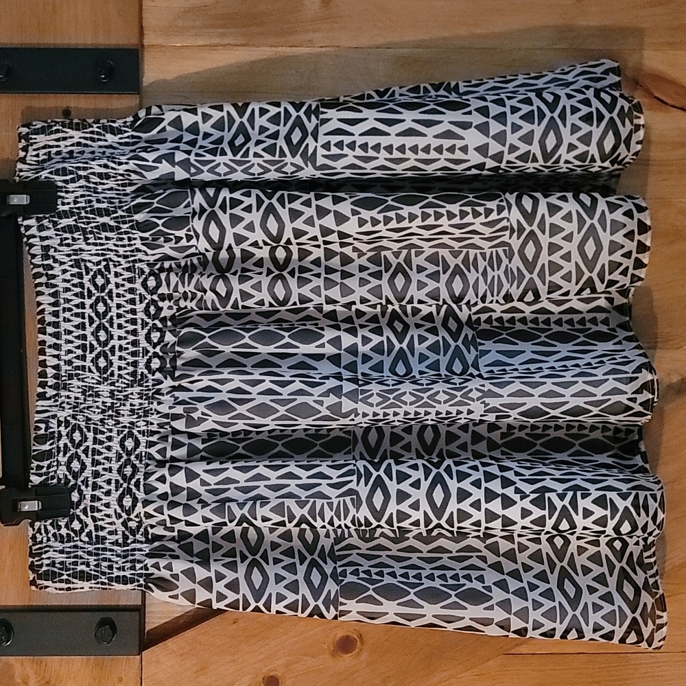 White House Black Market printed skirt